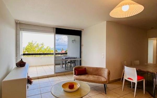 Appartement à louer    4 pièces •  Le Gosier