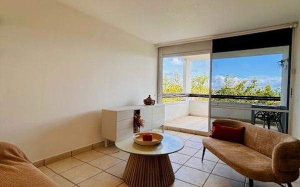 Appartement à louer    4 pièces •  Le Gosier