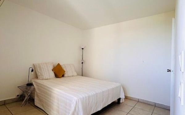 Appartement à louer    4 pièces •  Le Gosier