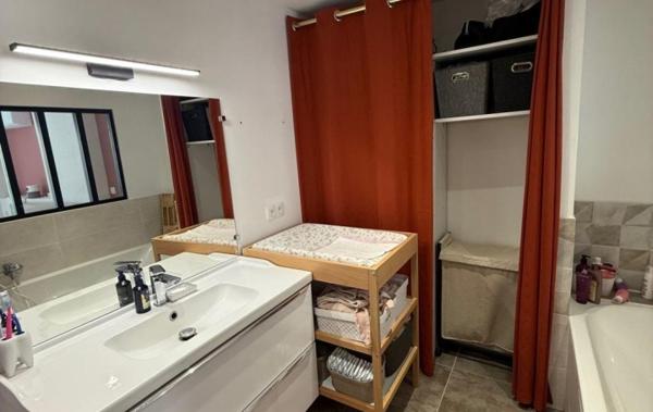 Vente Maison de village Avec garage rénové(e) Montagnac   