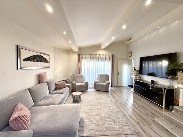 Drancy (93700) Maison de 2013 avec jardin, garage proche métro 5