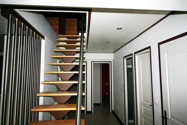 Allinges : Belle Maison de 103 m² avec sous-sol complet, garage, et abri voiture