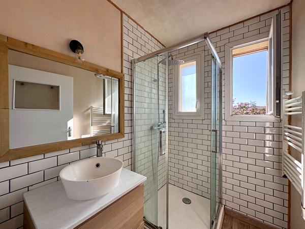 EXCLUSIVITE - Maison individuelle, 83.49m², 3 chambres avec jardin et dépendance / Climatisation. , Audenge