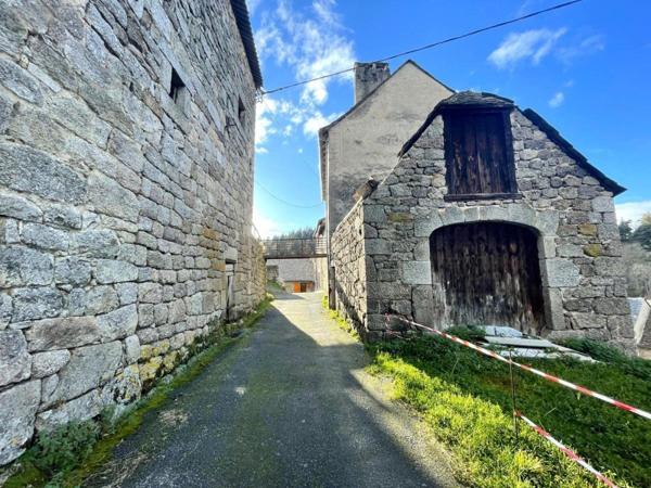 Maison à vendre à Serverette en Lozère (48700), ref : 48032-101