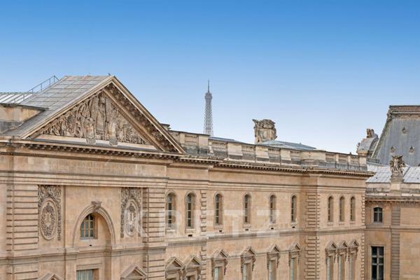 Appartement en dernier étage avec vue dégagée sur le Louvre