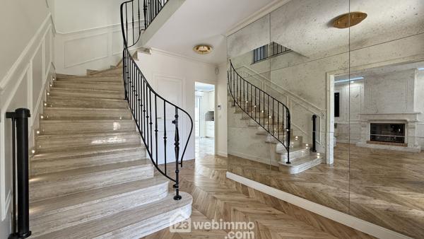 Maison 235 m² à Ormesson-sur-Marne 94490