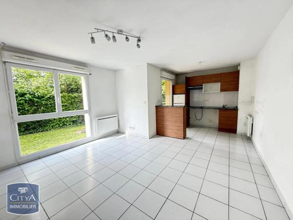 Appartement à louer 3 pièces 58.6m² Arras (62000)