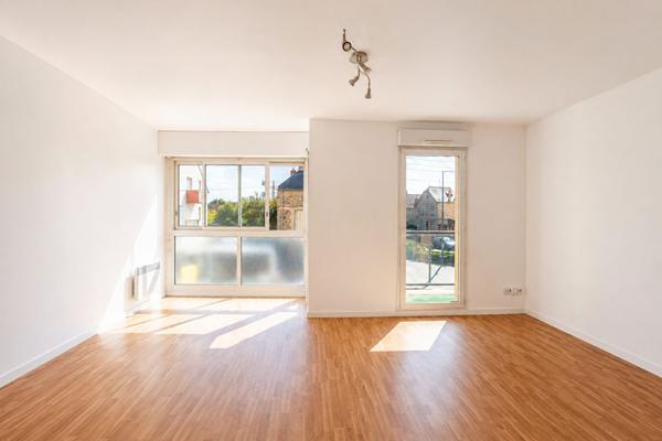 Appartement RENNES - T4 - RUE DE NANTES - BALCON - GARAGE - LUMINEUX