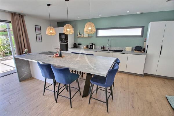 À VENDRE PERPIGNAN SUD OUEST- VILLA CONTEMPORAINE DE 2021 AVEC PISCINE + APPRTEMENT T2 INDÉPENDANT