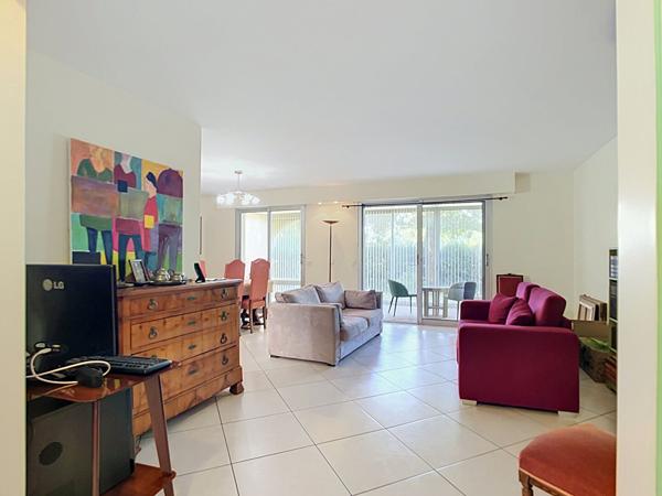 Bel appartement dans Résidence de Standing