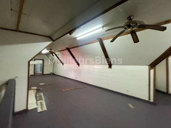 Grand espace de travail de 94m2