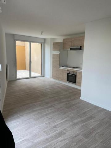 Appartement T2 NANTES Dervallières - 46.49 m2  628 Euros