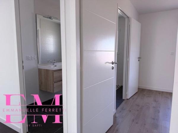 MAISON NEUVE DE PLAIN PIED A 12 KMS DES PLAGES