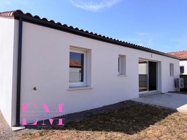 MAISON NEUVE DE PLAIN PIED A 12 KMS DES PLAGES