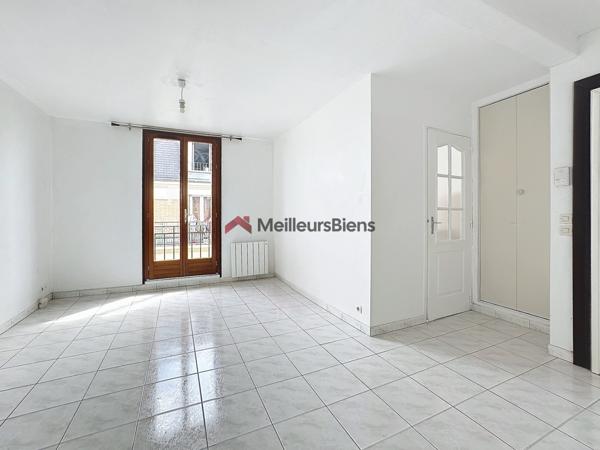 APPARTEMENT 3 PIECES AVEC BOX