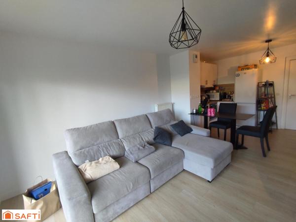 Appartement F 2 44m2  avec terrasse et jardinet