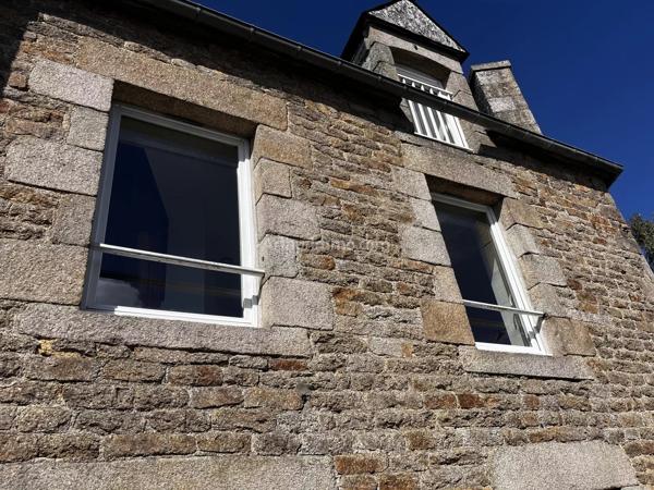 Location                                                      Appartement
                        
                     2 pièces                      23 m2                     à Trélivan