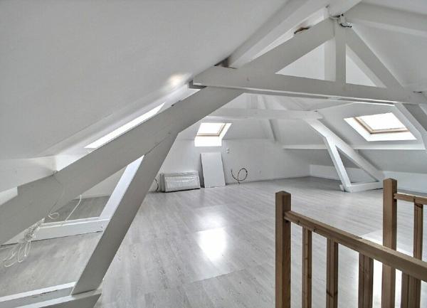 Maison à vendre    7 pièces • 225,80 m2 Messery