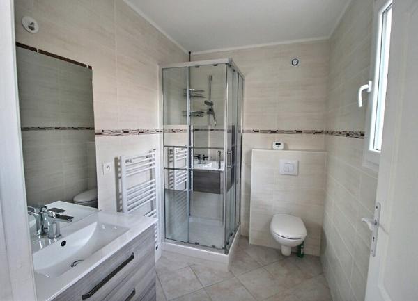 Maison à vendre    7 pièces • 225,80 m2 Messery