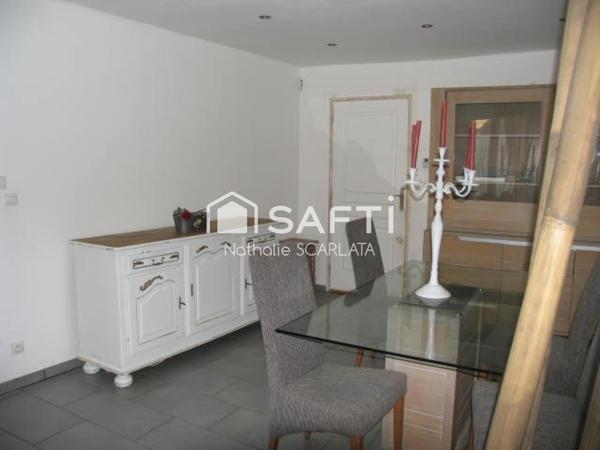 MAISON en pierre RENOVEE de 160 m² habitables avec 3 chambres, terrasse, grange, garage