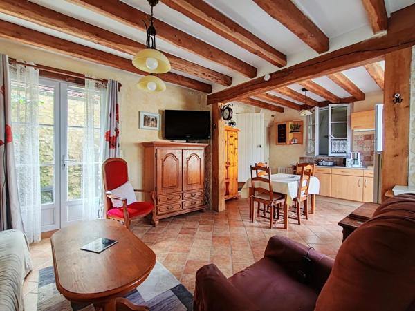 Vente                                                      Maison
                        
                     11 pièces                      265 m2                     à Crépy-en-Valois