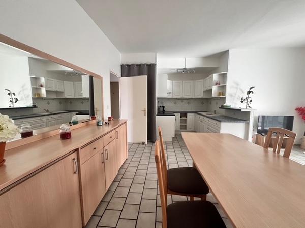 La Ciotat (13600) La Ciotat Appartement T2 + véranda + terrasse+ parking