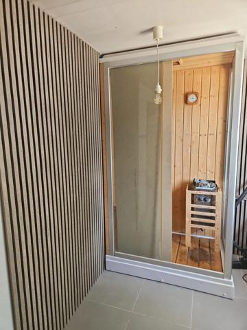 Villa de 193m² avec maison, studio et appartement, piscine, jardin
