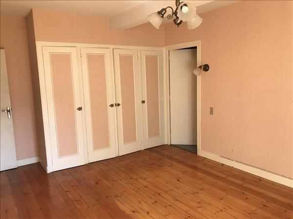 Maison à vendre |  Mareuil |  7 pièces | 215 m²