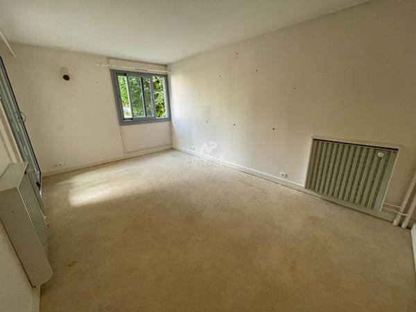 CHAVILLE - Marivel - Appartement 2 pièces avec balcon €229 000 ** - Référence 619-CS