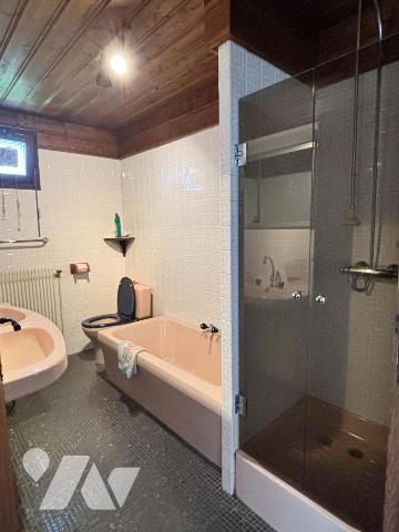 MAISON D'HABITATION SUR SOUS SOL