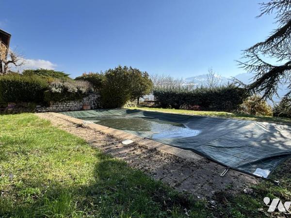 MAISON D'HABITATION SUR SOUS SOL