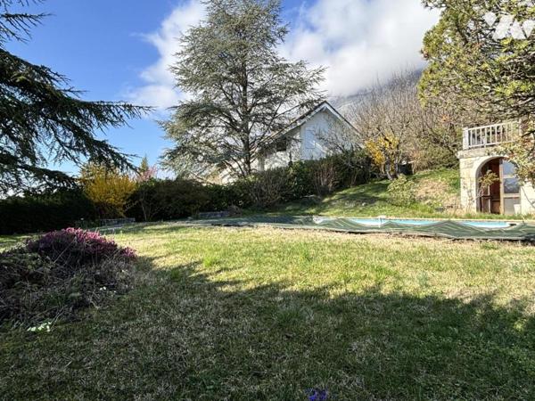 MAISON D'HABITATION SUR SOUS SOL