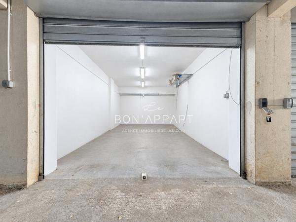 Garage 23.07 m²