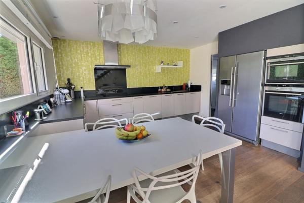 Gouesnou (29850) GOUESNOU - LA VALLEE VERTE MAISON D'ARCHITECTE DE 172 m2 SUR PARCELLE PAYSAGER DE 1558 m2