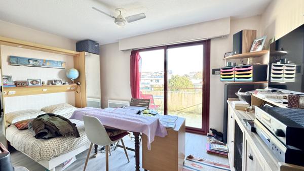 ÉTUDIANT/SAISONNIERS