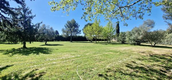 MAISON 5 PIECES DE 150 m² AVEC TERRAIN DE 3000 M² SUR LUNEL