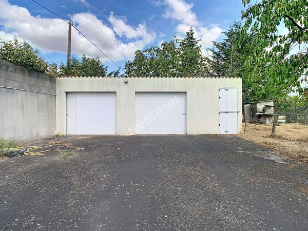 Maison en pierre à vendre sur Montigné Montfaucon