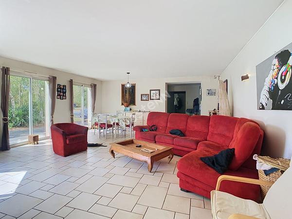 Maison en pierre à vendre sur Montigné Montfaucon