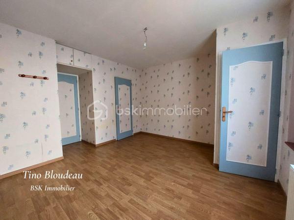 Maison ancienne de 305 m²