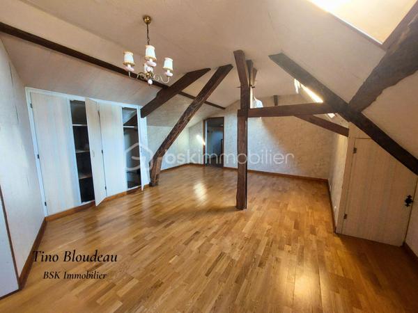 Maison ancienne de 305 m²