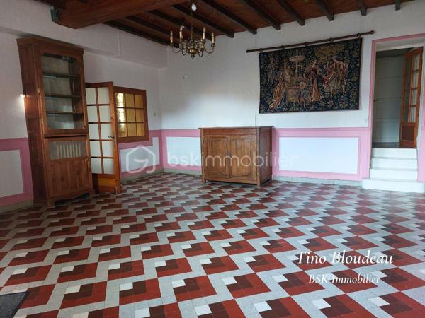 Maison ancienne de 305 m²