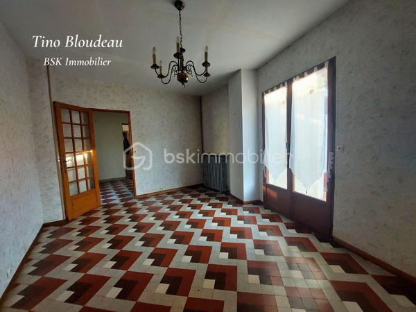 Maison ancienne de 305 m²