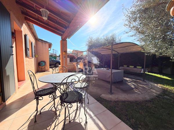 A VENDRE 84120 PERTUIS MAISON TYPE 5 PIECES D'ENVIRON 84M² AVEC JARDIN ET GARAGE.