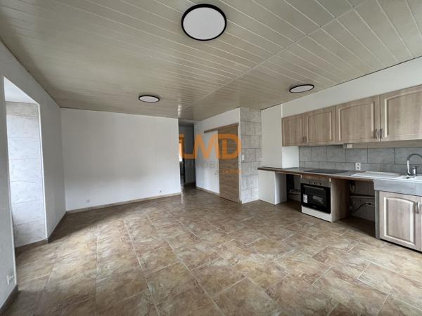 Immeuble de rapport rénové - 3 appartements et un local commercial