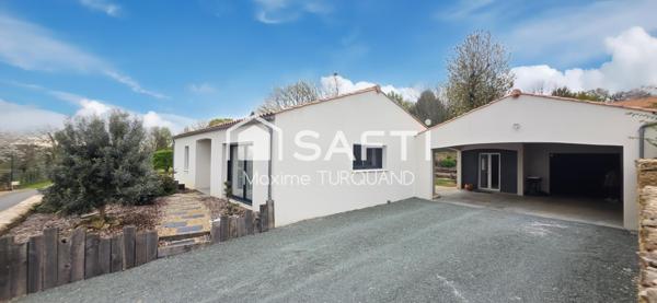 Pavillon de plain-pied 2021, 120m², 3 chambres, car-port + garage.