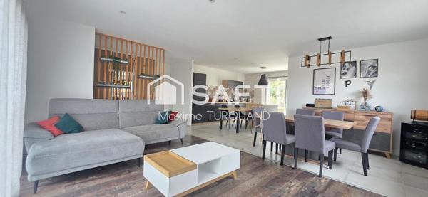 Pavillon de plain-pied 2021, 120m², 3 chambres, car-port + garage.