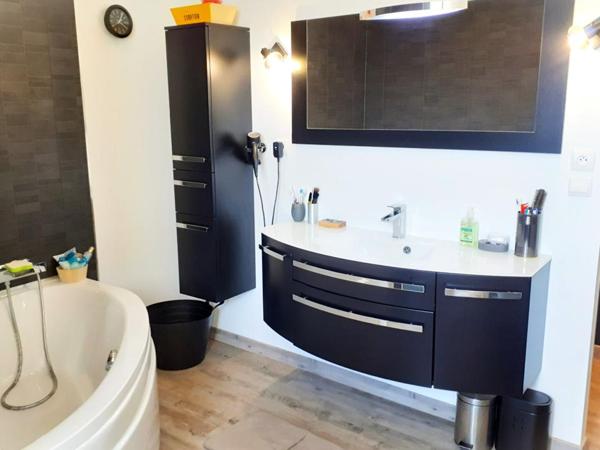 Maison Crozon 130 m2  avec suite parentale de plain-pied à 2 pas de la plage de Morgat
