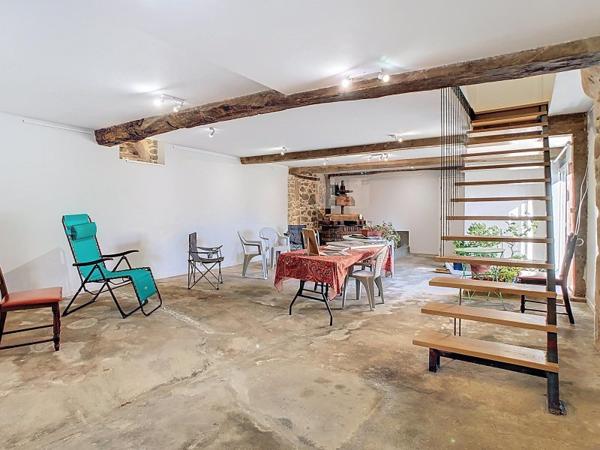 Vente / Maison avec dépendance