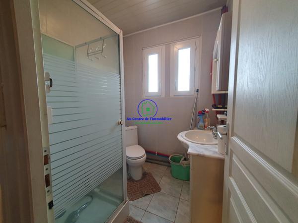 VENTE : Maison de village avec garage et jardin