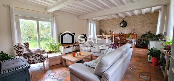 Ancien corps de ferme, jardin, garage et 4 chambres